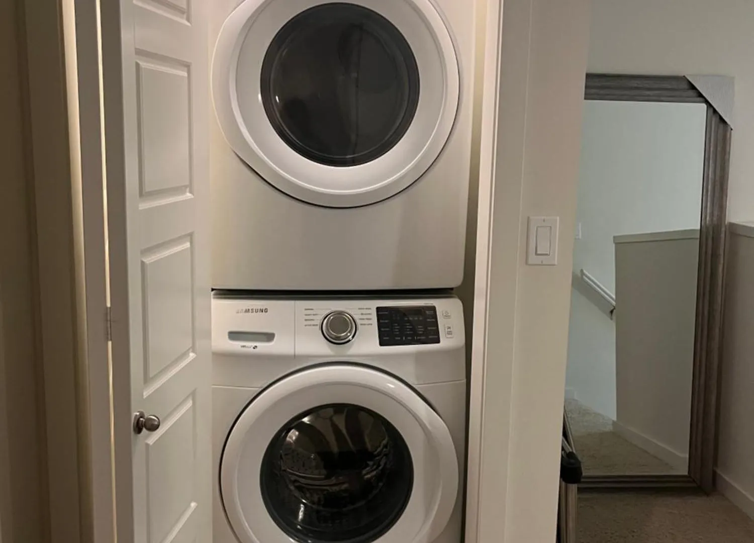 Jaydens Gem Apartment Winnipeg